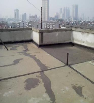 建宁漏水维修 楼顶漏水是什么原因，楼顶漏水维修方法是什么?